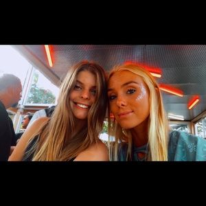 Meet your Posher, Olivia